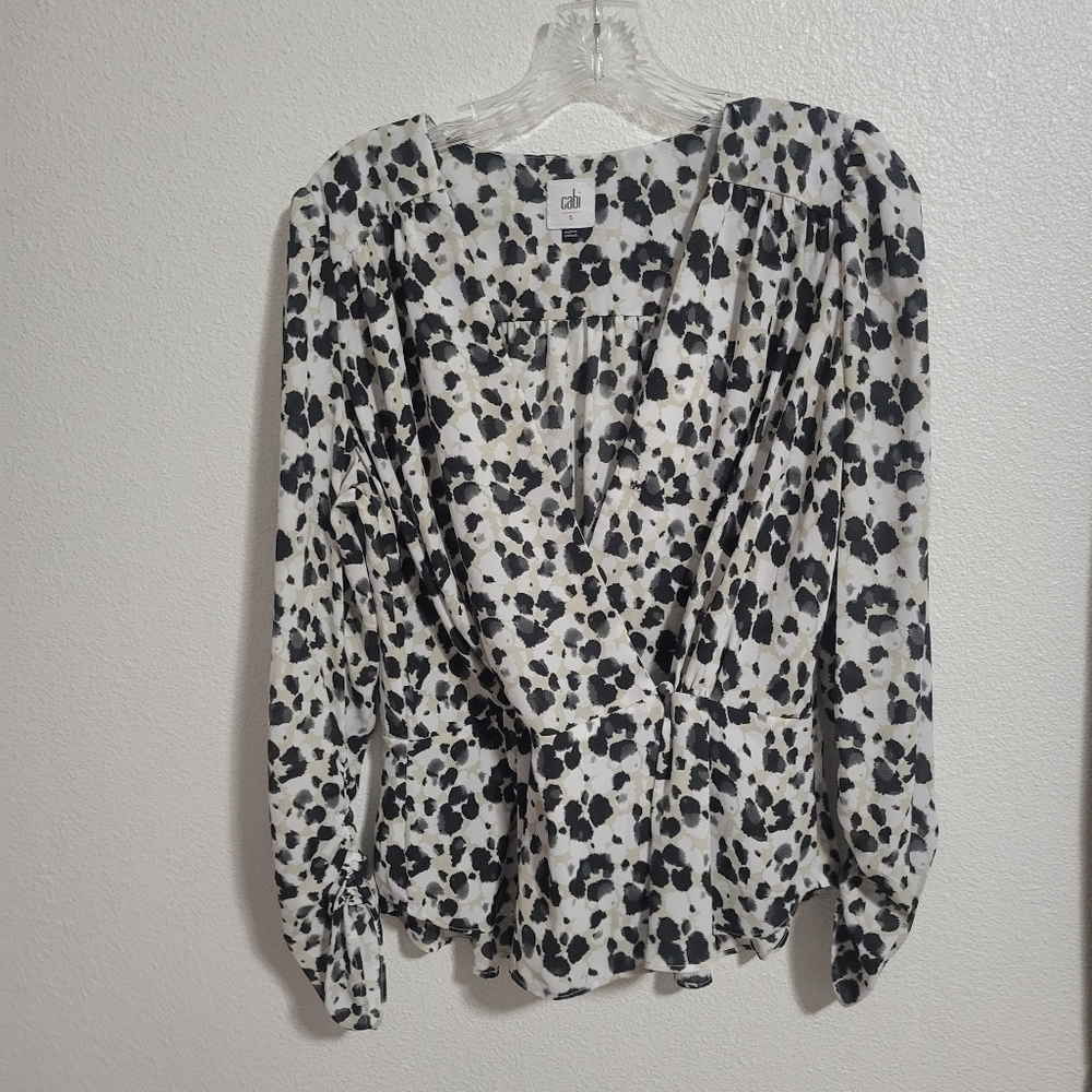 Cabi Leopard Print Wrap Style Roushing On Sleeve … - image 4